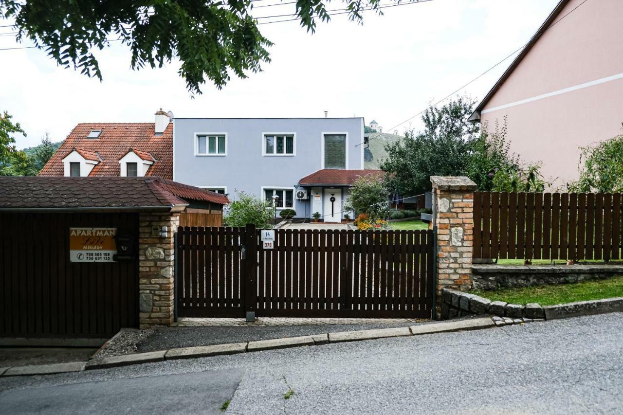 Apartment Livi Микулов Екстериор снимка
